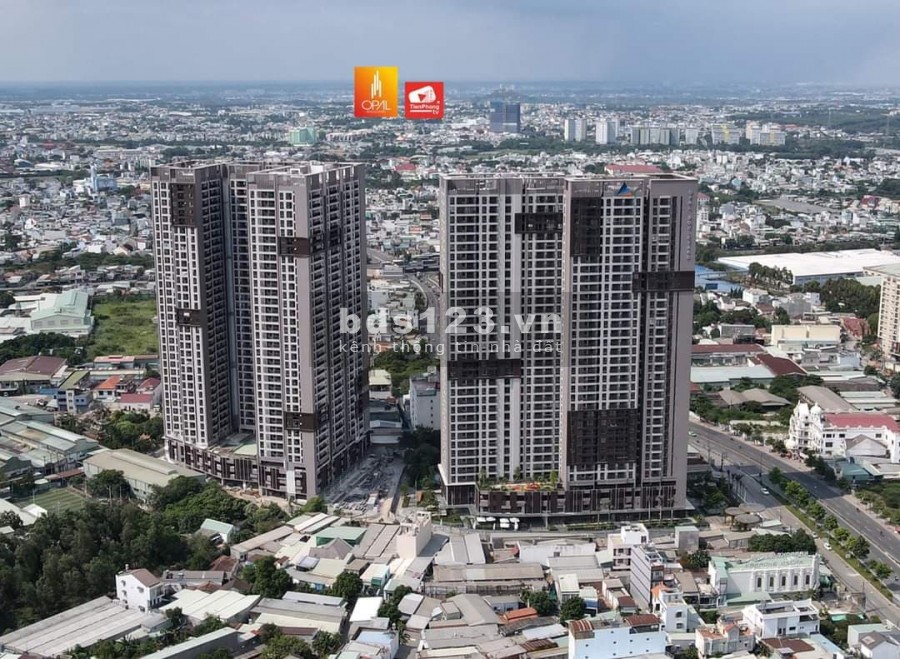 Bán căn góc 3 pn, giá 3,68 tỷ, chung cư Opal Boulevard nhận nhà ngay