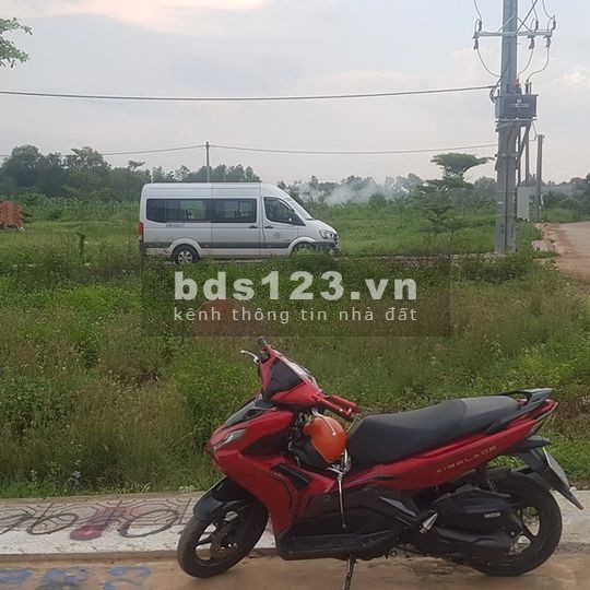 Đất nền 2 mặt tiền đường lớn, khu dân cư sông Trầu Golden Town