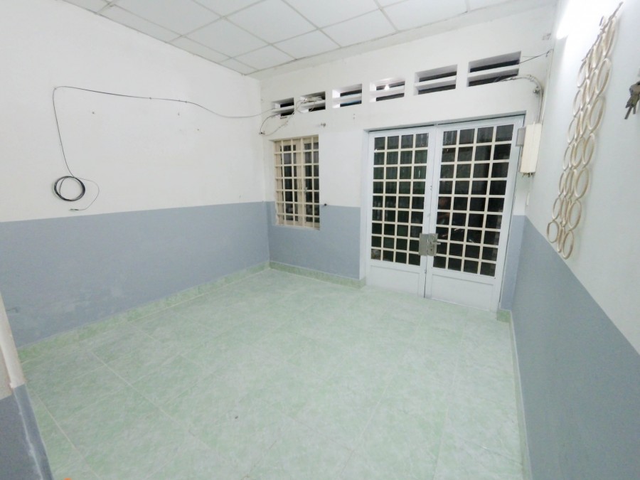 Chính chủ bán nhà cấp 4 không qui hoạch không lộ giới, dt 49m2, giá 2.8 tỷ, Hà Huy Giáp, Thạnh Lộc, Quận 12