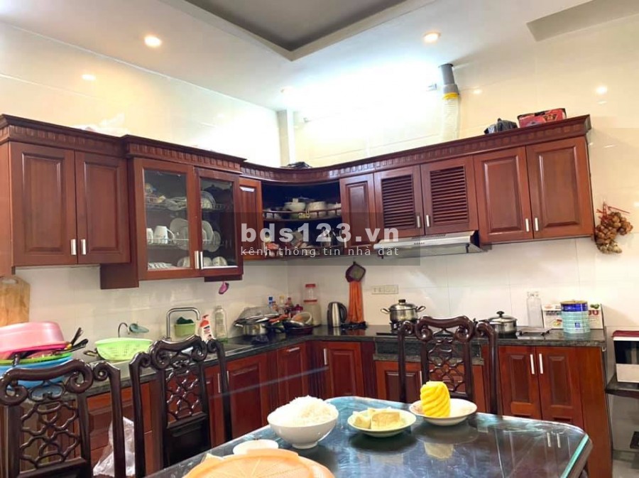 Nhà Trung Kính, Quận Cầu Giấy, ngõ thông, an sinh đỉnh,…