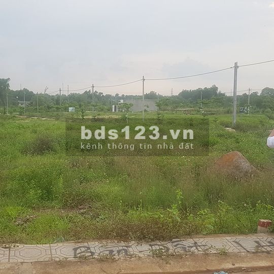 Đất nền 2 mặt tiền đường lớn, khu dân cư sông Trầu Golden Town