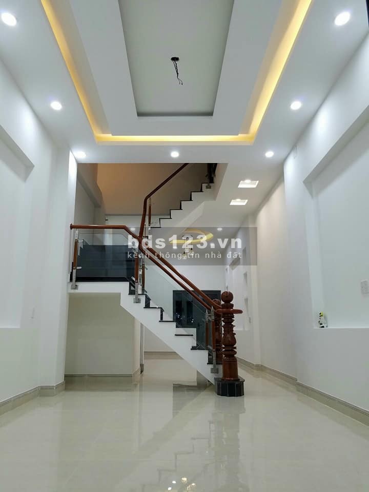 Bán nhà hxh Hiệp Bình, P. Hiệp Bình Phước, nhà mới 1 trệt 2 lầu
