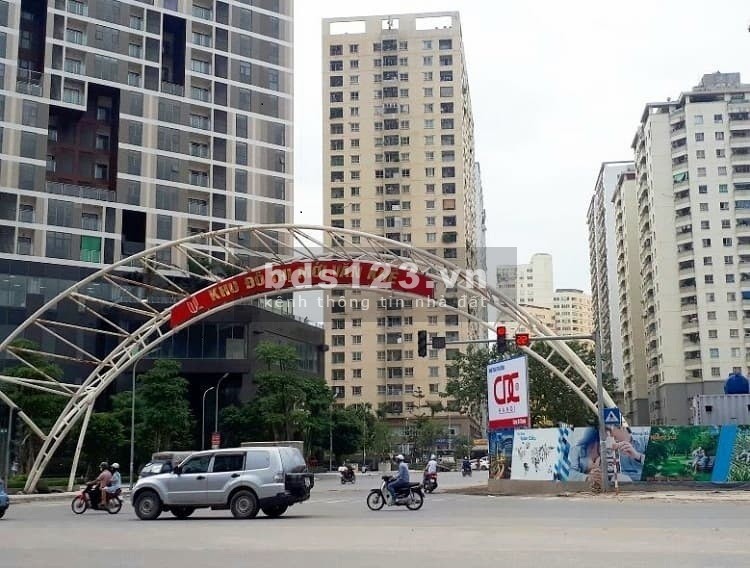 Biệt thự kđt Văn khê, mặt tiền đường lớn, đẹp nguy nga, thang máy nội thất sang trọng