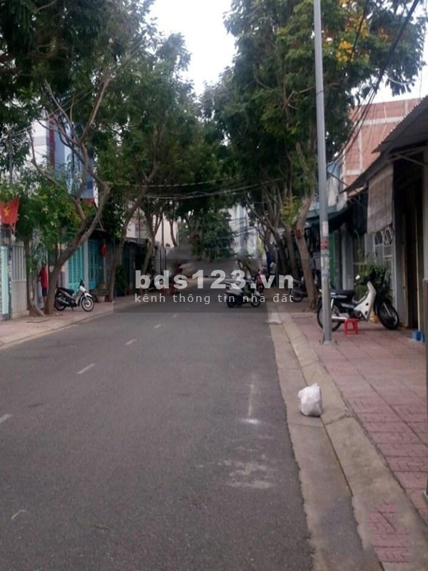 Bán nhà mặt tiền đường Trần Khánh Dư p7 DT 162m2 giá 10ty5 thương lượng