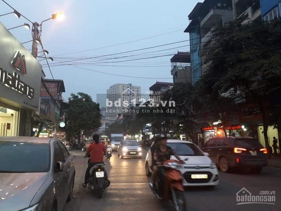 Bán gấp lô góc với vị trí đắc địa với dòng tiền đã có tại Vạn Phúc