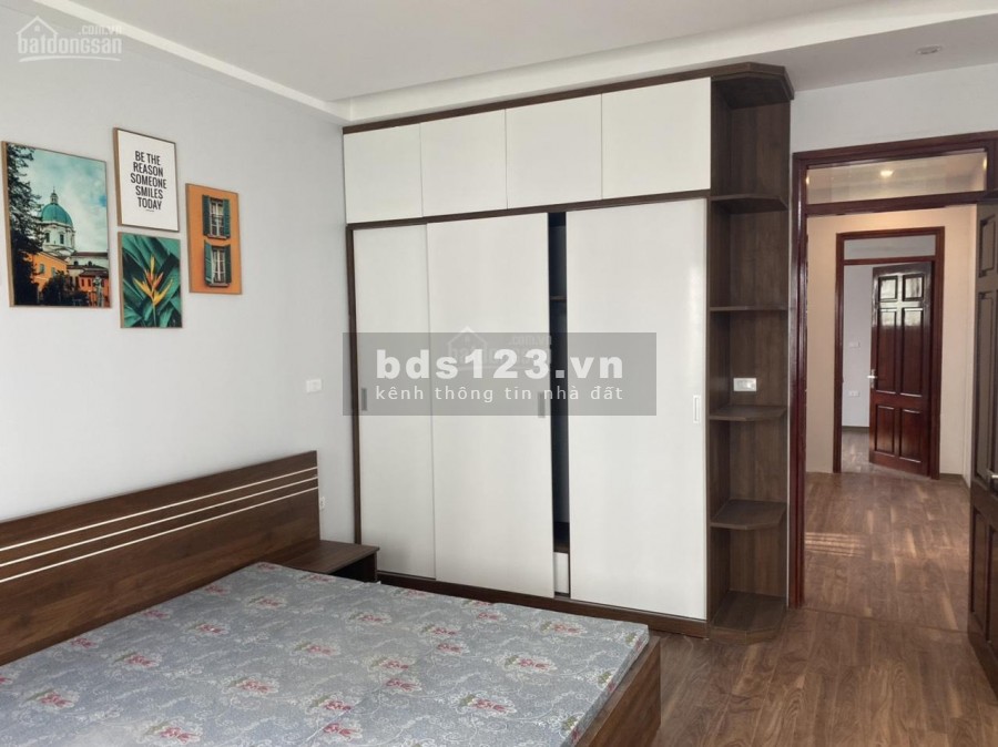 Bán gấp lô góc với vị trí đắc địa với dòng tiền đã có tại Vạn Phúc