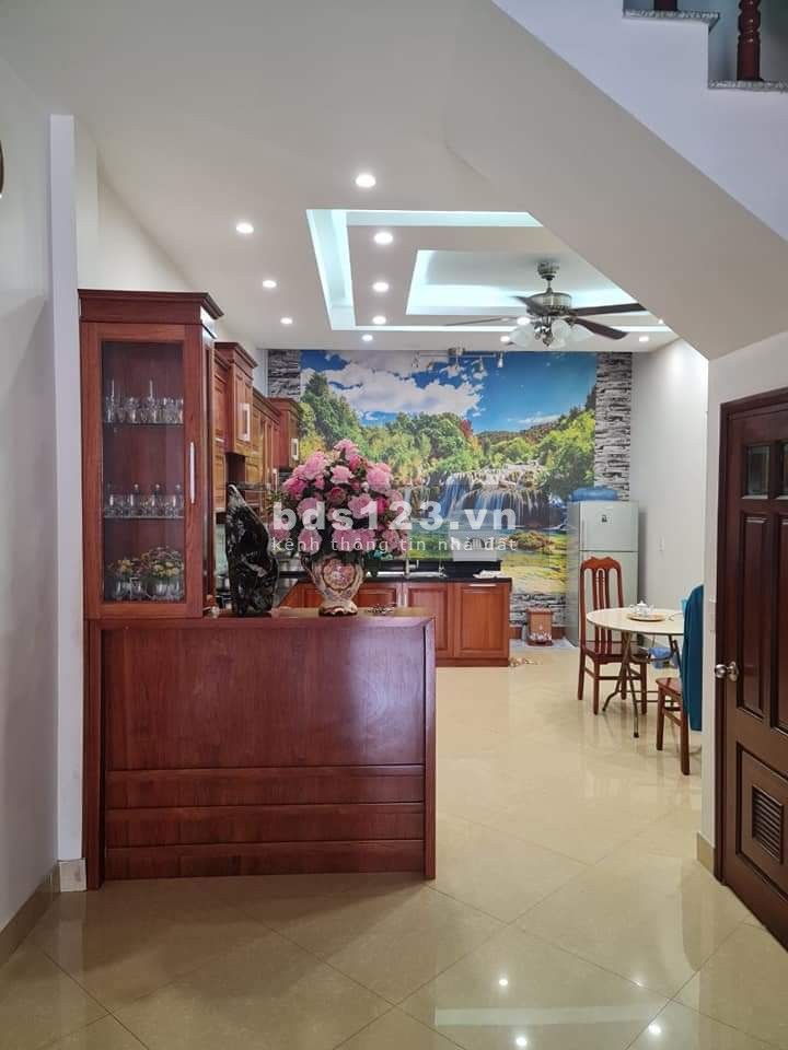 Xuân La, 88m2x6T, nhà rất đẹp, yên tĩnh, chủ tự xây, giá 14.9 tỷ.