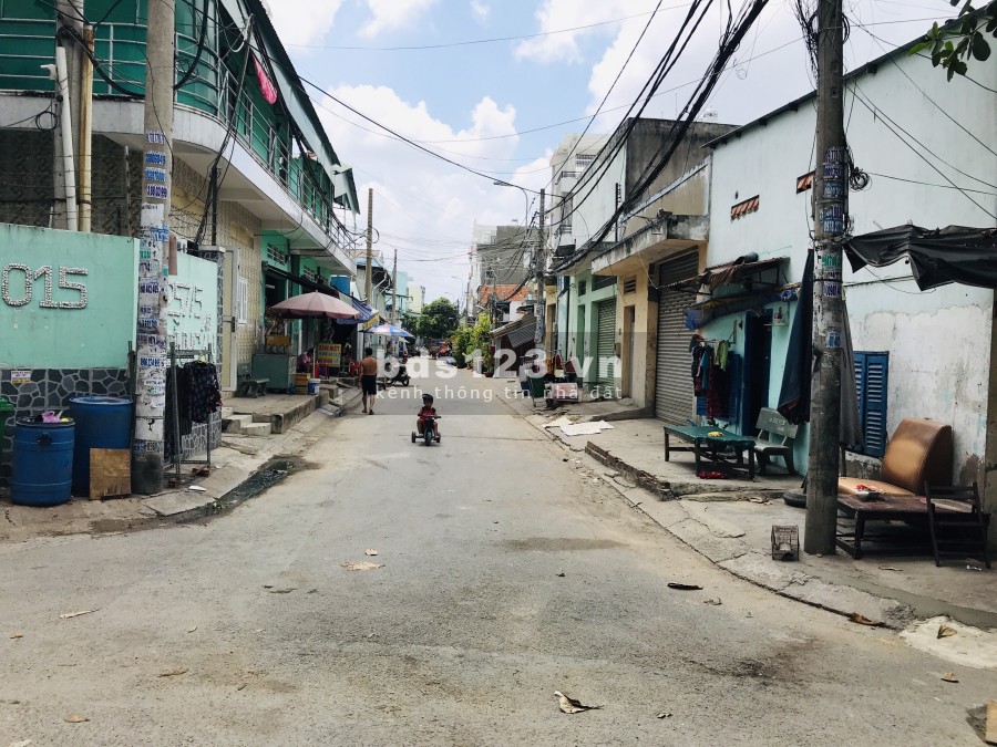 Bán đất đường Lê Đình Cẩn Tân Bình 108m2 góc 2 Mặt tiền Ngộp Ngân hàng cần Thanh Lý Gấp LH: 0907016378 Mr.Thông