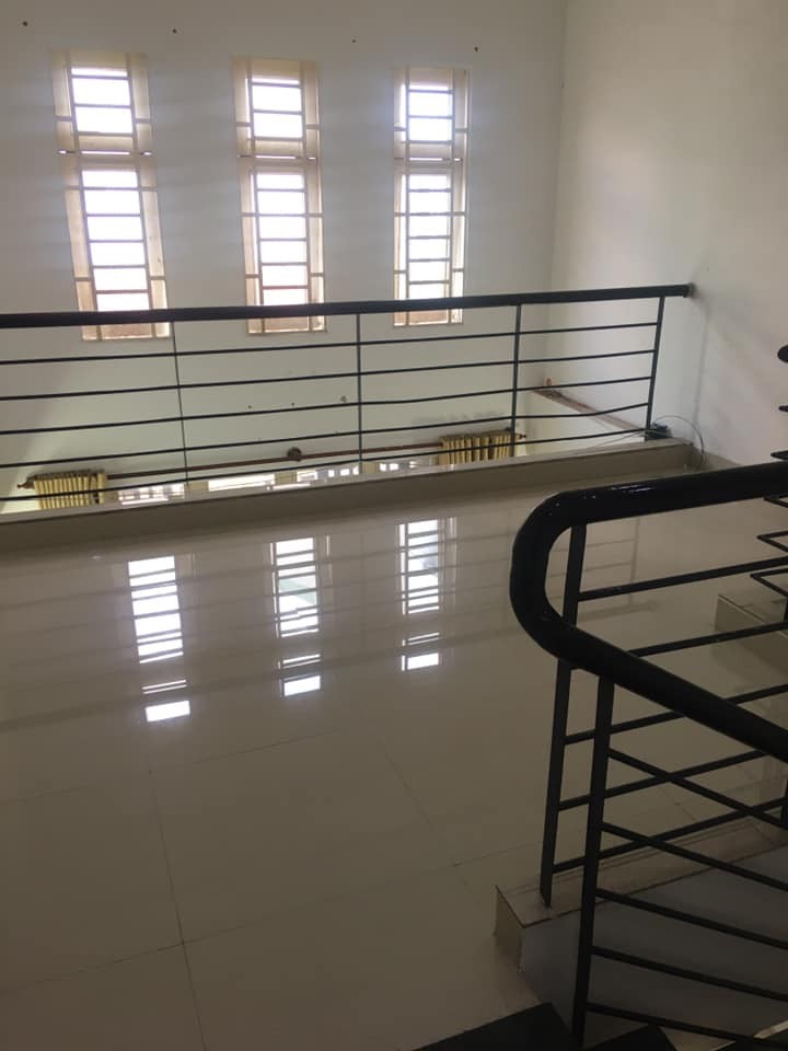 Nhà đẹp 2 tầng đúc ngay Tô Ký Tower đường Tân Chánh Hiệp 35, Quận 12, chỉ 2.8 tỷ, shr, nở hậu
