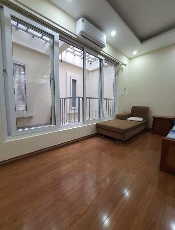Nhà Trích Sài, Gara ô tô, 80m2, 12 tỷ, Thang máy, Tây Hồ
