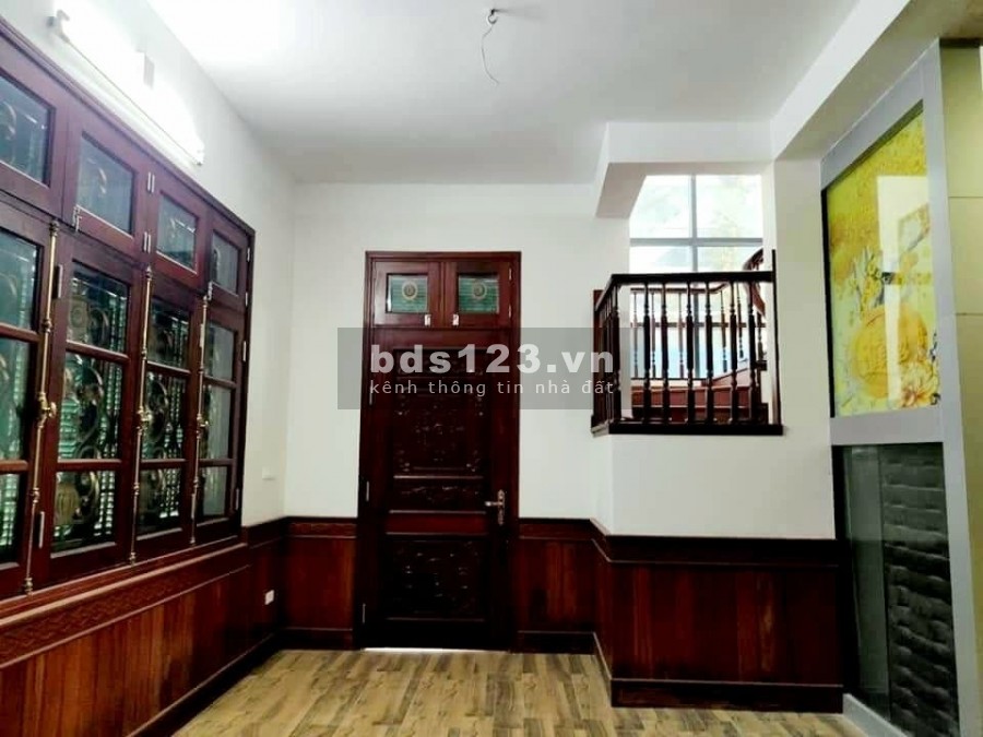 Biệt thự kđt Văn khê, mặt tiền đường lớn, đẹp nguy nga, thang máy nội thất sang trọng