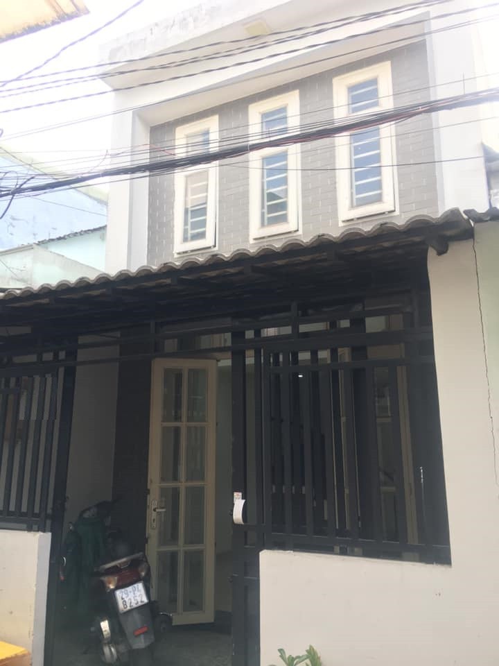 Nhà đẹp 2 tầng đúc ngay Tô Ký Tower đường Tân Chánh Hiệp 35, Quận 12, chỉ 2.8 tỷ, shr, nở hậu