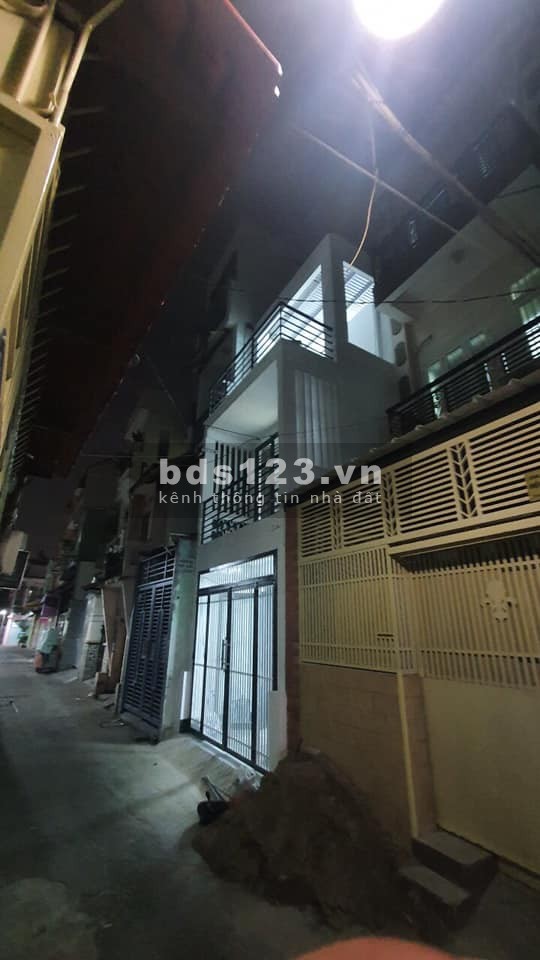 Bán nhà hẻm xe hơi đường Pasteur Phường 8 Quận 3