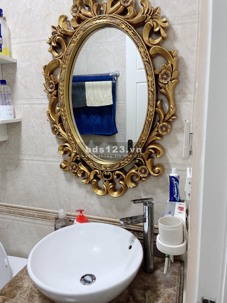 Cần bán gấp căn góc tòa CT2C khu ĐTM nghĩa đô, ngõ 106 Hoàng Quốc Việt