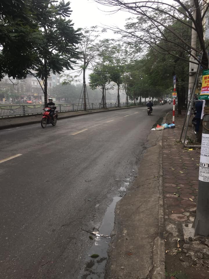 Bán đất mặt phố Vũ Tông Phan, vị trí đắc địa. Liên hệ Đạt 86