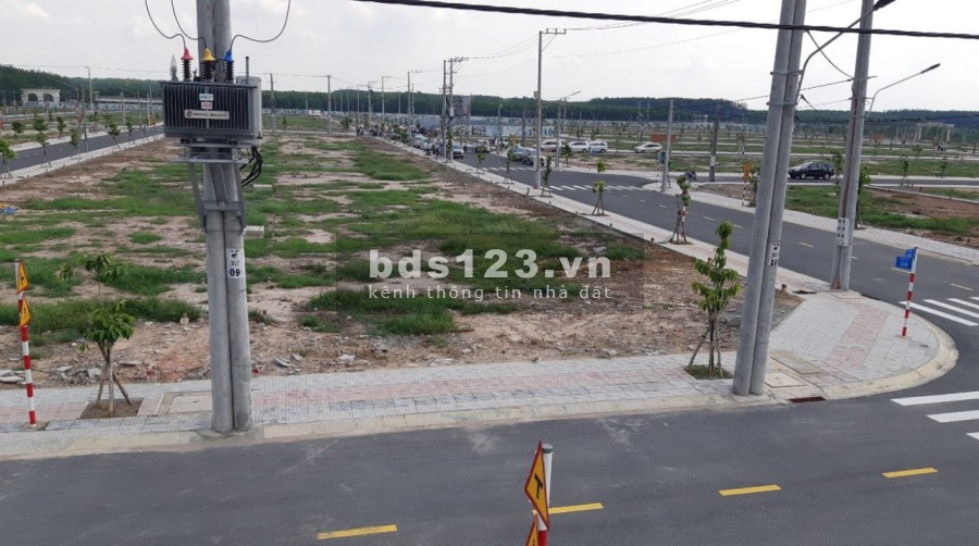 Bán lô đất nền đầu tư kih doanh buôn bán tại bình dương