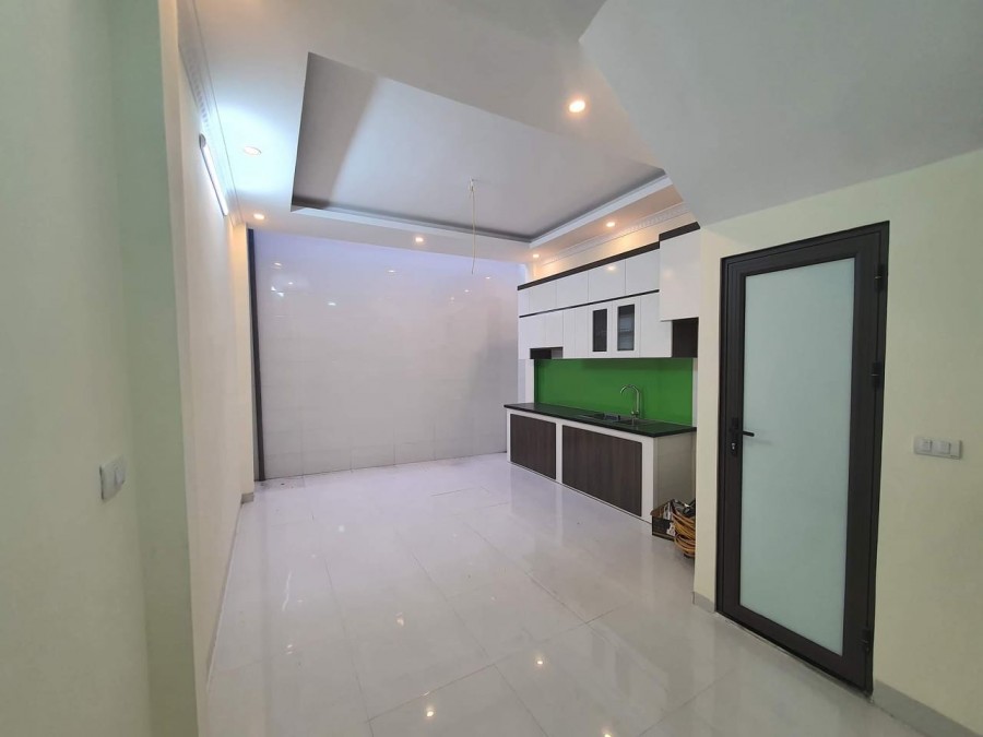 Bán nhà Hồ Đắc Di, Oto, Ở luôn, 4PN, 60m*4T, MT 5m, 10 tỷ, 0888104444
