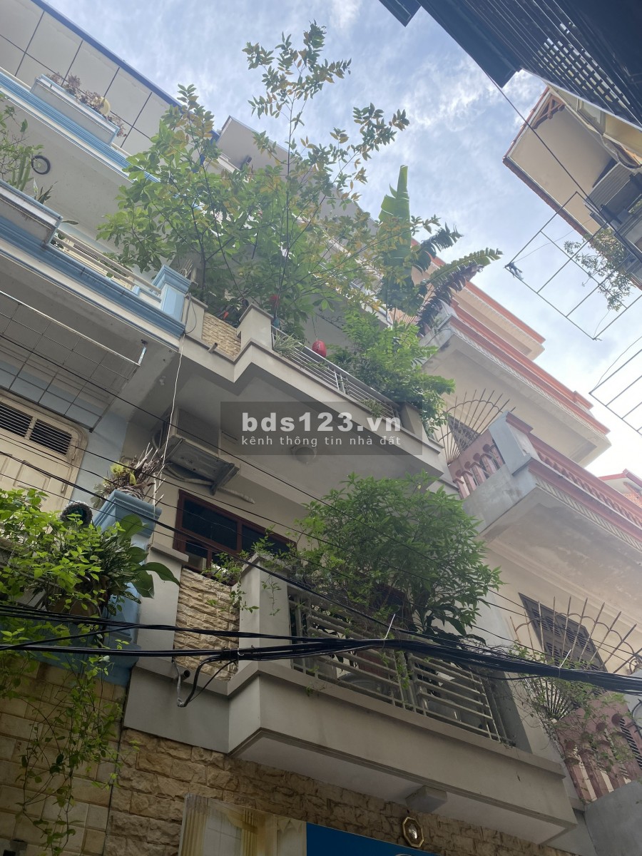 Chính chủ bán nhà phố Triều Khúc, khu phân lô, ngõ ô tô, nhà đẹp, dt 53m2 4 tầng Giá 7.6 tỷ