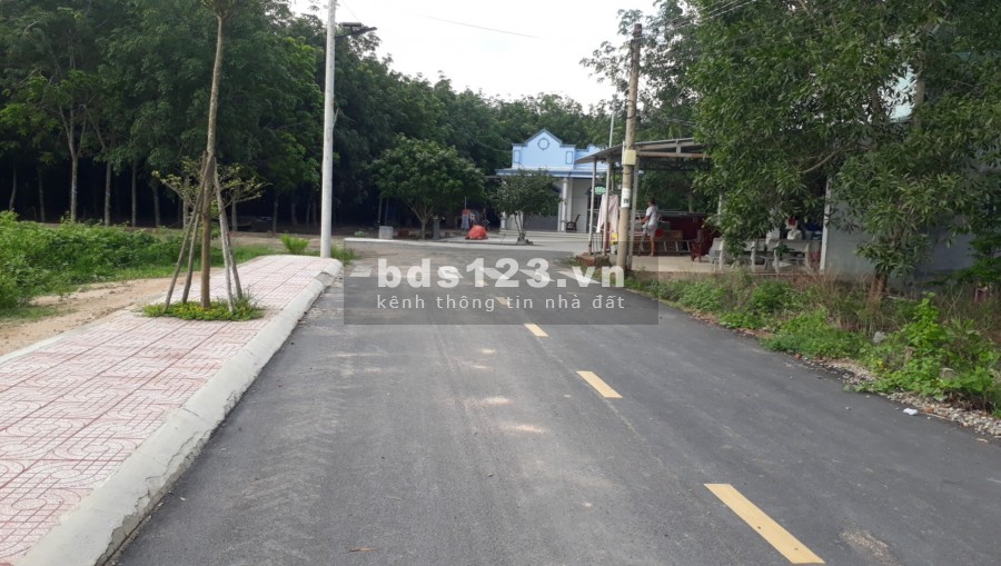 Cần bán 5 lô đất cực kì đẹp ngay khu phố Suối Nhum, P Hắc Dịch. Giá chỉ 9tr/m2