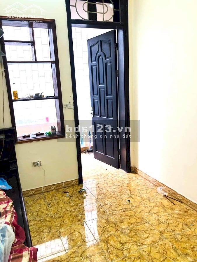 BÁN NHÀ HỒ TÙNG MẬU GẦN TRƯỜNG ĐHTM THOÁNG SÁNG RỰC RỠ 32M 5T 3TỶ