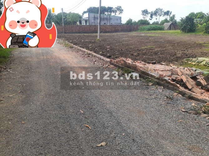 Bán Đất Dầu Tiếng Bình Dương hơn 2000m2 giá chỉ 700t. Sổ sẵn