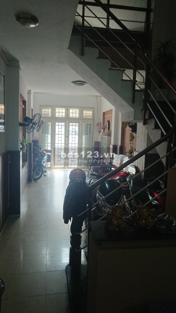 Nhà MT Đường Nguyễn Quyền p11 q8 1 Trệt 1 Lửng 2 Lầu