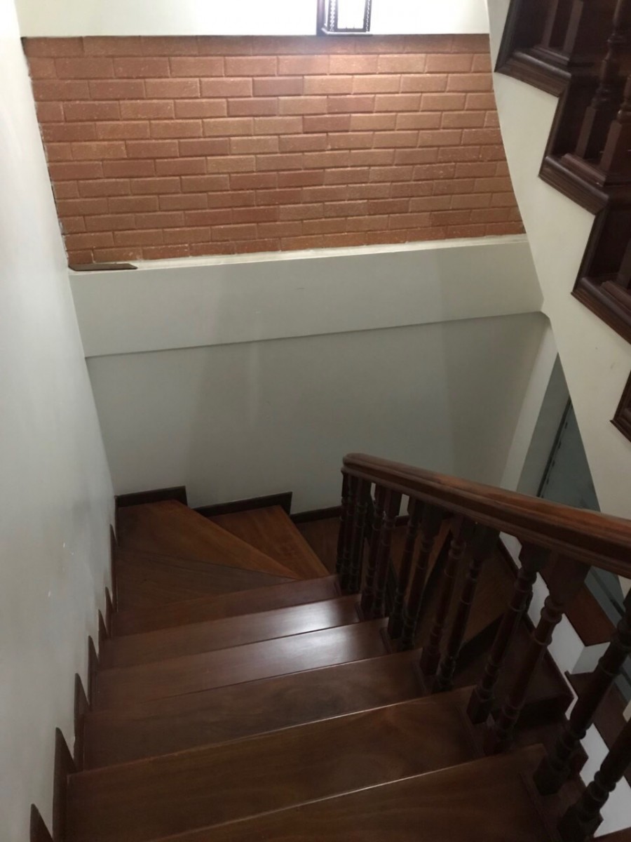 Chính chủ cần bán nhà 6 tầng đường Phú Diễn, Bắc Từ Liêm, Hà Nội