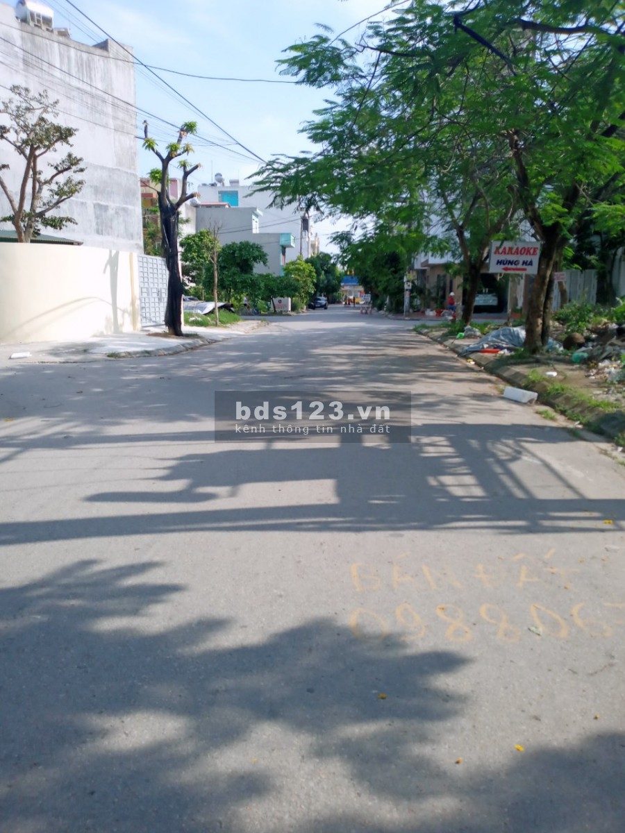 Bán nhà nguyên căn 3 tầng tại khu đô thị Hồ Đá giá bán nhanh 2,7 tỷ