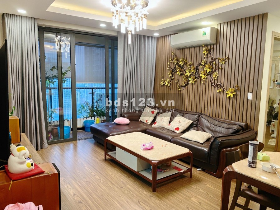 Cho thuê căn hộ chung cư, full nội thất, dt 83.5m2, đủ tiện nghi