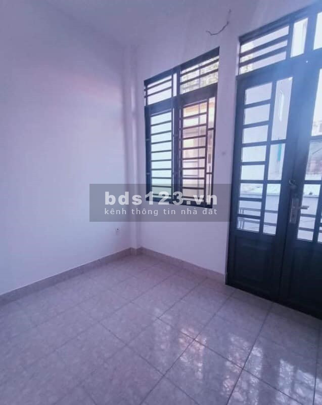 1 tỷ 94 nhà hẻm lớn kinh doanh, Ni Sư Huỳnh Liên, 12m2, mt 3m, Tân Bình