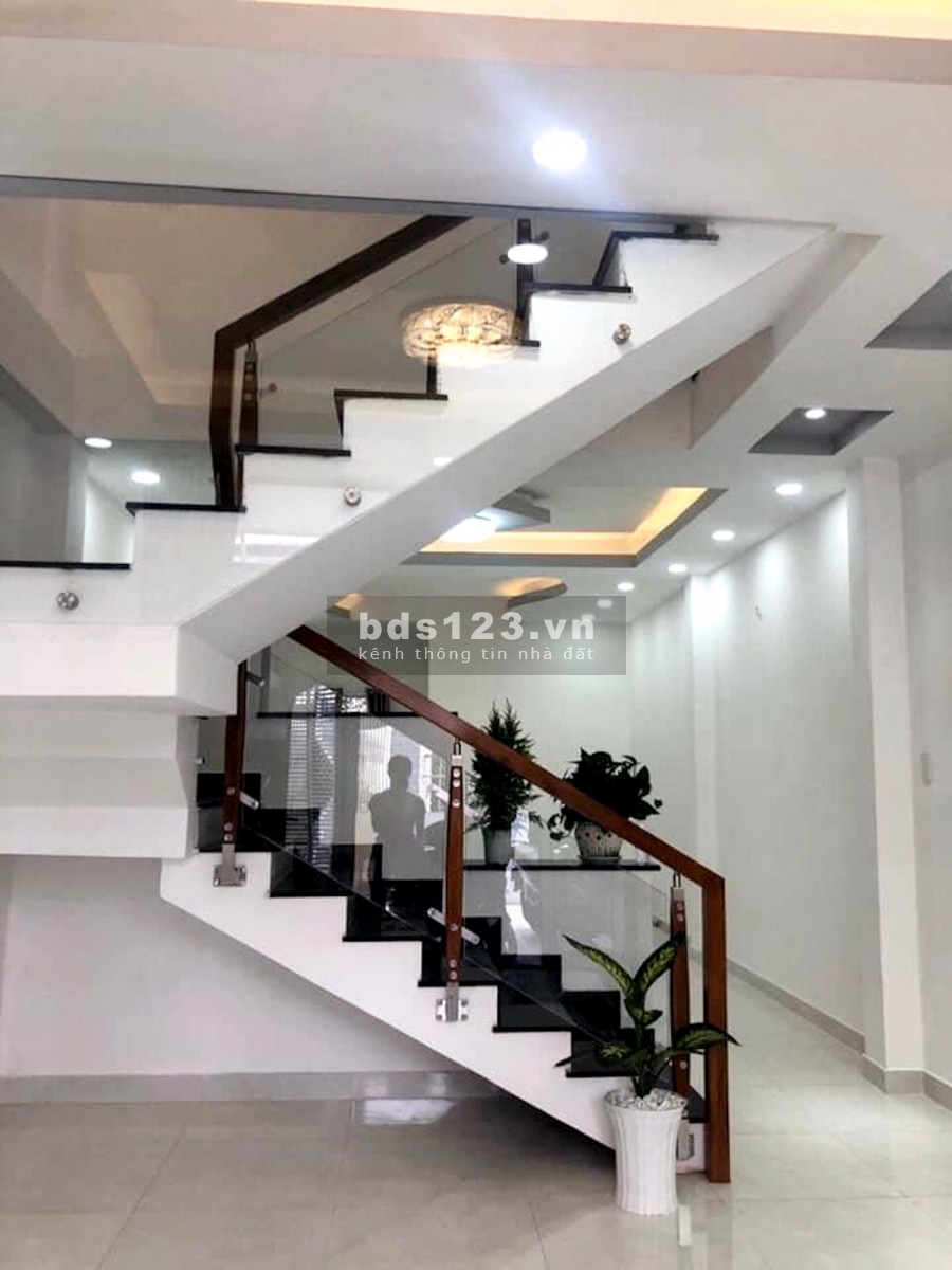 Hẻm xe tải nhà bao đẹp, giá chỉ 4.9 tỷ, dt 50m2, Điện Biên Phủ, phường 15, Bình Thạnh