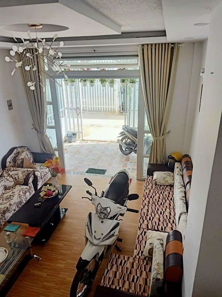 Bán nhà nguyên căn mới xây Nguyễn Siêu, phường 7, Đà Lạt