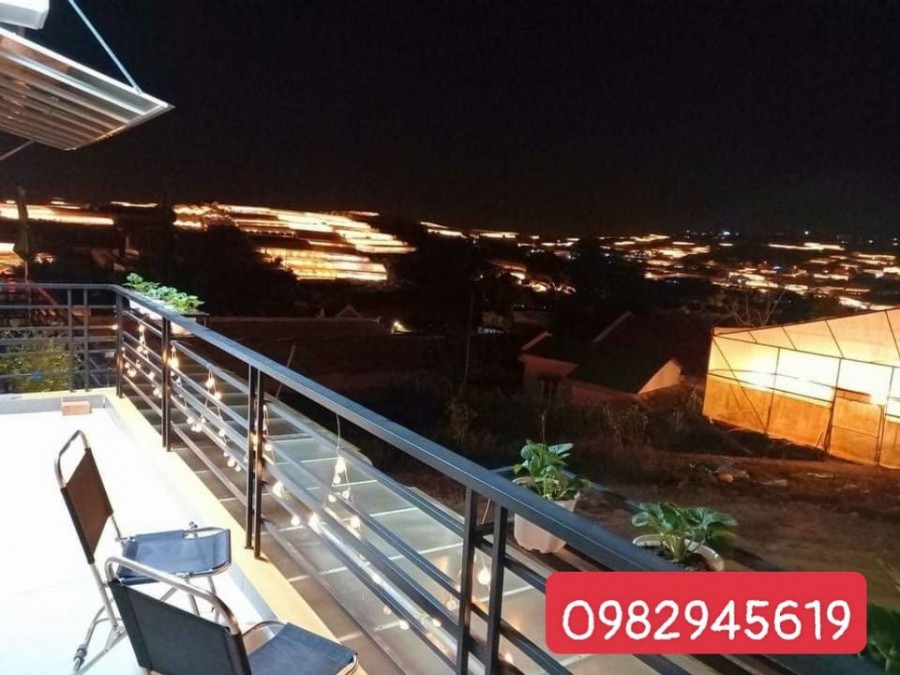Nhà view lung linh, cần tiền nên bán ở Nam Hồ, phường 11, Đà Lạt