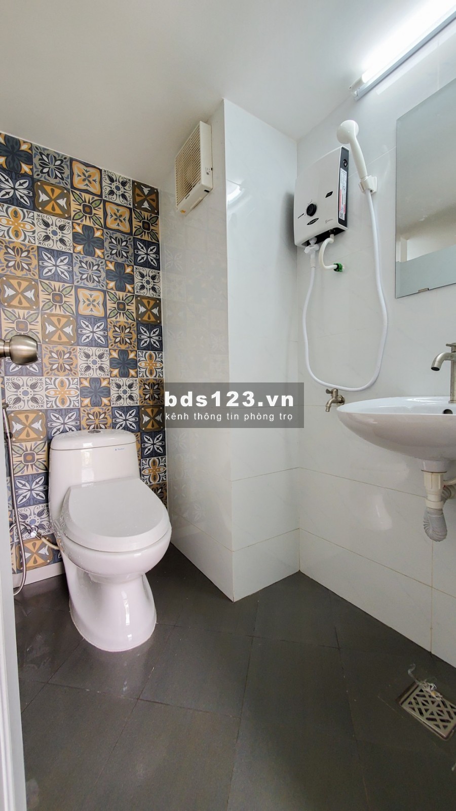 Cho thuê phòng trọ có ban công mới xây full nội thất ở Thống Nhất Gò Vấp