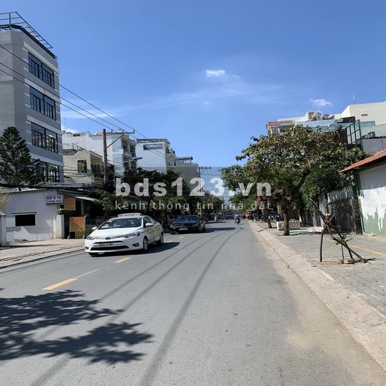 Nhà Phố 3 Lầu Mặt Tiền KDMB Lý Phục Man,F.Bình Thuận, Quận 7