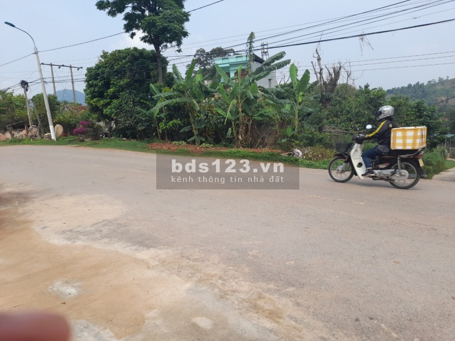 Cần bán lô đất thôn Lao Chải giá siêu rẻ 2.3 tỷ, đất thổ cư 70m2