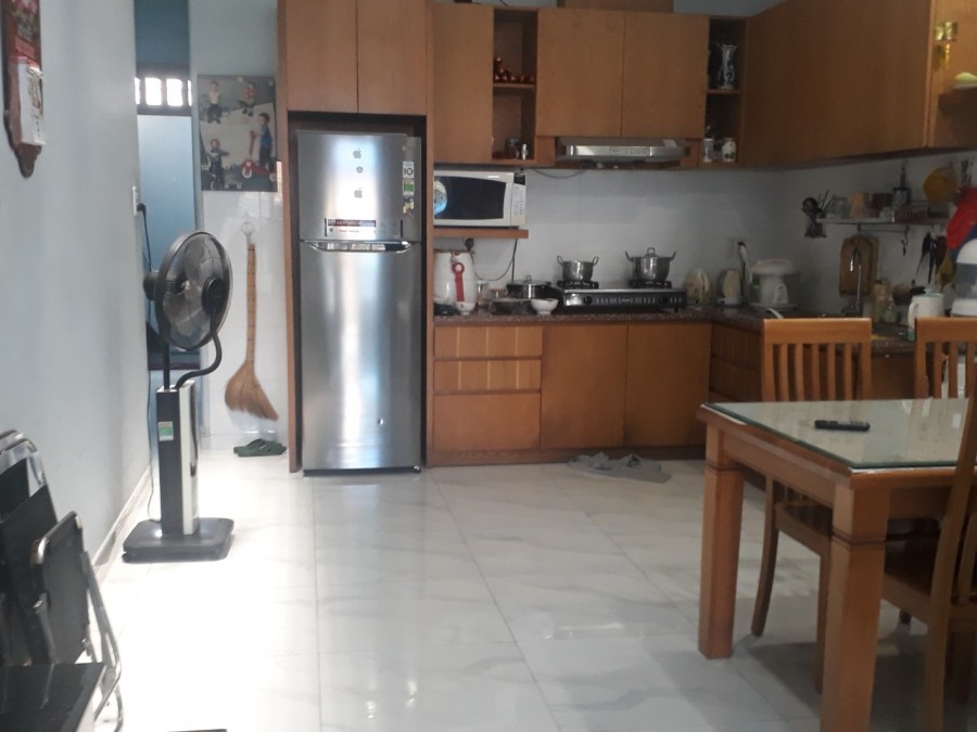 Bán nhà 3 tầng đường Lê Văn Thịnh DT 104m2 giá bán 10 tỷ, lhcc