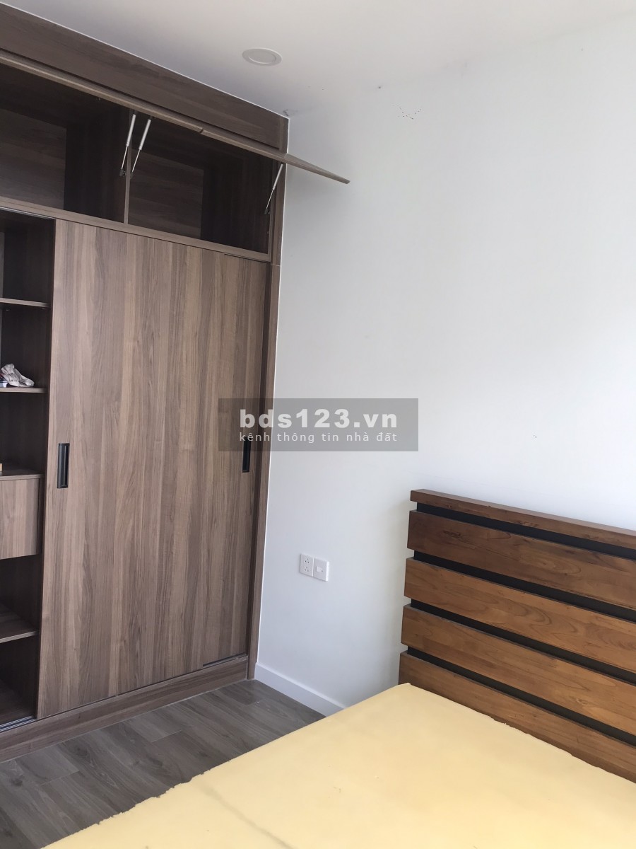 Tôi cần bán nhanh căn hộ Central Premium Q8, 2pn 2wc căn góc