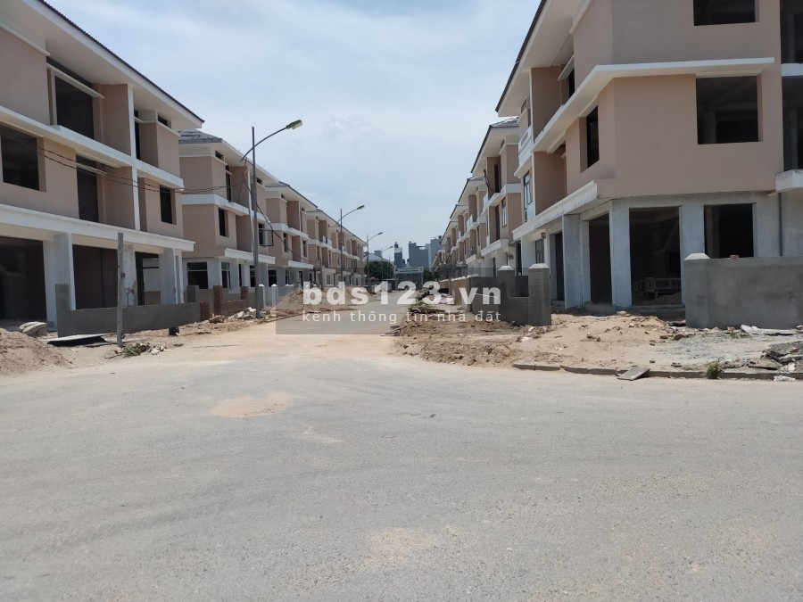 Bán nhà, như ở KĐT An Hưng, nhưng giá La Nội, 4 tầng, giá 3.3 tỷ