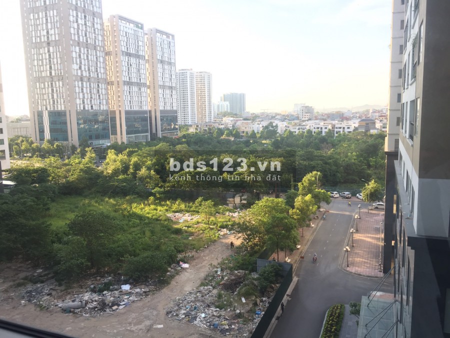 Chuyển sang 3 ngủ tôi bán căn 2 ngủ tại N03T6 ngoại giao đoàn giá 2.8 tỷ hướng Nam ( k qua trung gian)