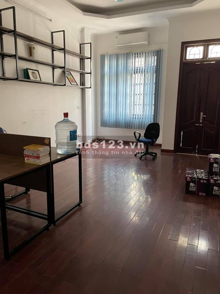 Bán nhà nguyên căn phân lô Trung Kính, ô tô tránh, giá 12.7 tỷ, liên hệ chính chủ