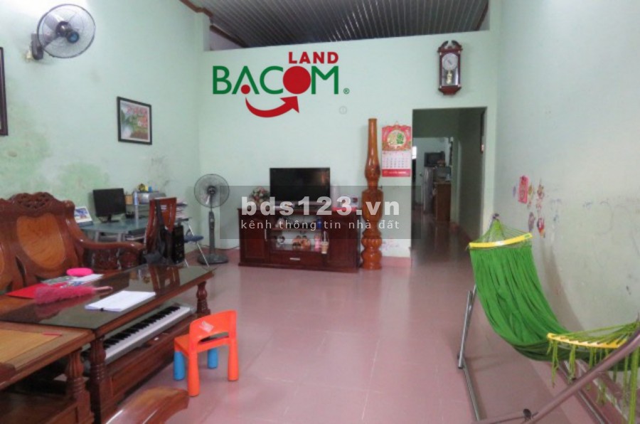 Bán nhà cấp 4 P.Tân Tiến shr thổ cư đường 2 ô tô dt 67m2 giá chỉ 3ty250
