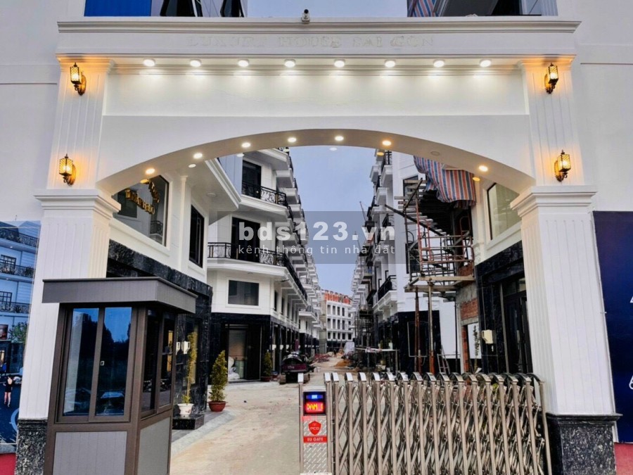 Nhà Phố Compound View Sông Vàm Thuật, Chỉ với 480trieu sở hữu ngay nhà Phố Q12