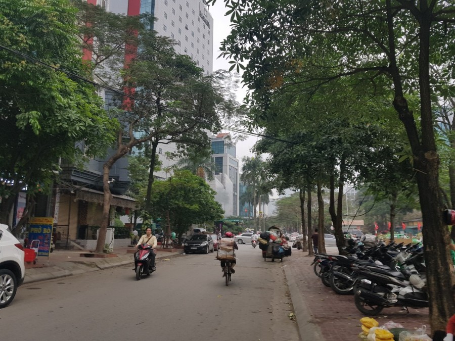 Nhà rộng 7m mặt phố Doàn Kế Thiện Mai Dịch kinh doanh vỉa hè 20 tỷ.