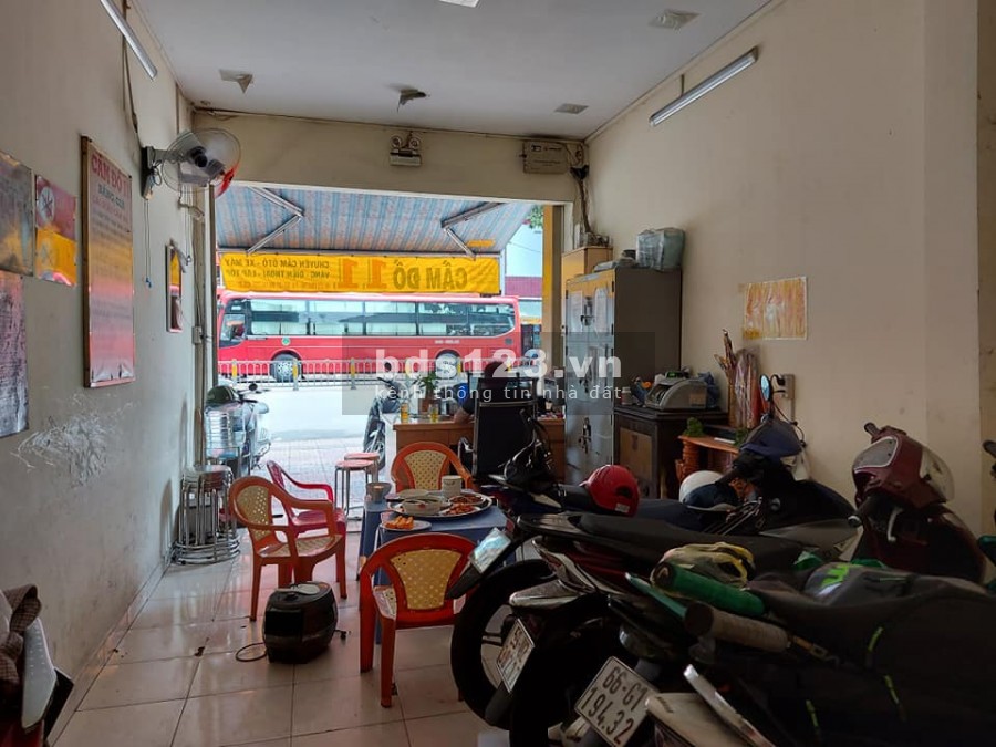 Nhà mặt tiền trung tâm vỉa hè 6m Quận 5, 4 tầng, giá chỉ 18.6 tỷ