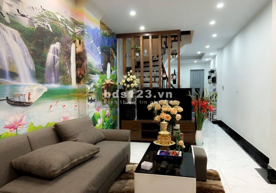 Siêu phẩm Thái Thịnh, dt 40m2, 5 tầng đúc, giá 3.7 tỷ, kinh doanh, bao sang tên, tặng nội thất