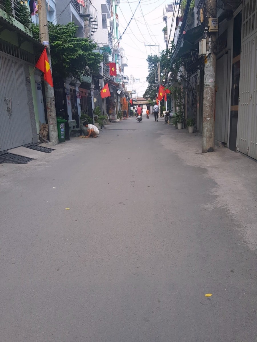 Bán nhà mặt tiền kinh doanh hẻm xe hơi 69m2, 5.6 tỷ Phạm Văn Chiêu, Quận Gò Vấp