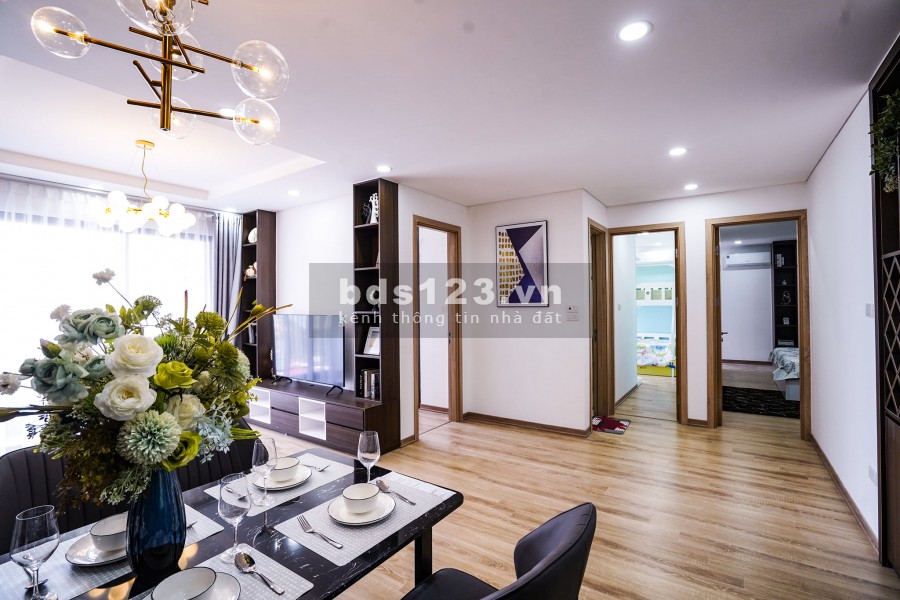 Cần bán căn góc 3PN 2VS, 92m2 view Cầu Thăng Long, dự án Tây Hồ River View