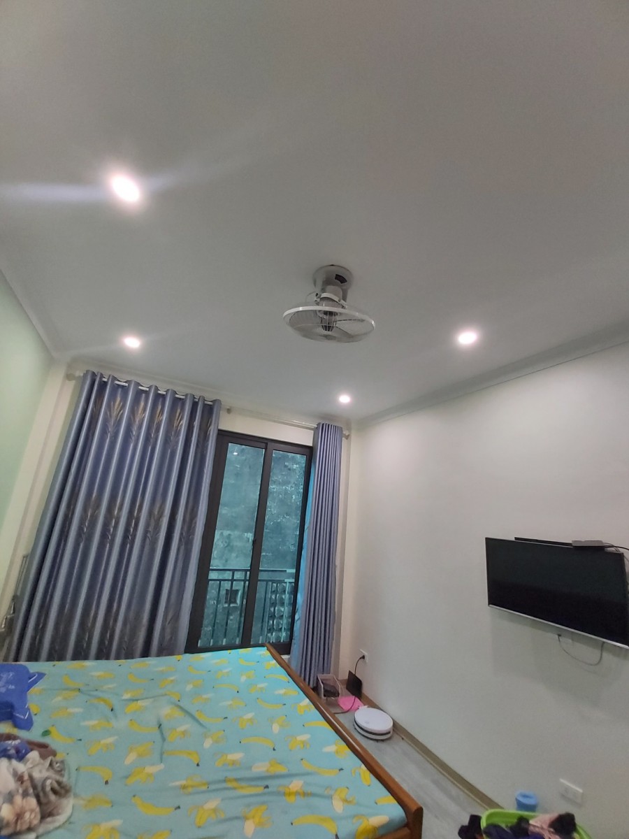 Bán nhà riêng phố Khương Đình 78m, 4 tầng nhà đẹp, ở ngay, giá chỉ 5,7 tỷ