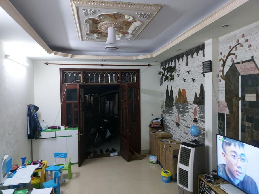 Bán nhà riêng phố Khương Đình 78m, 4 tầng nhà đẹp, ở ngay, giá chỉ 5,7 tỷ